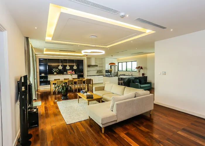 Hnc Premier & Residences